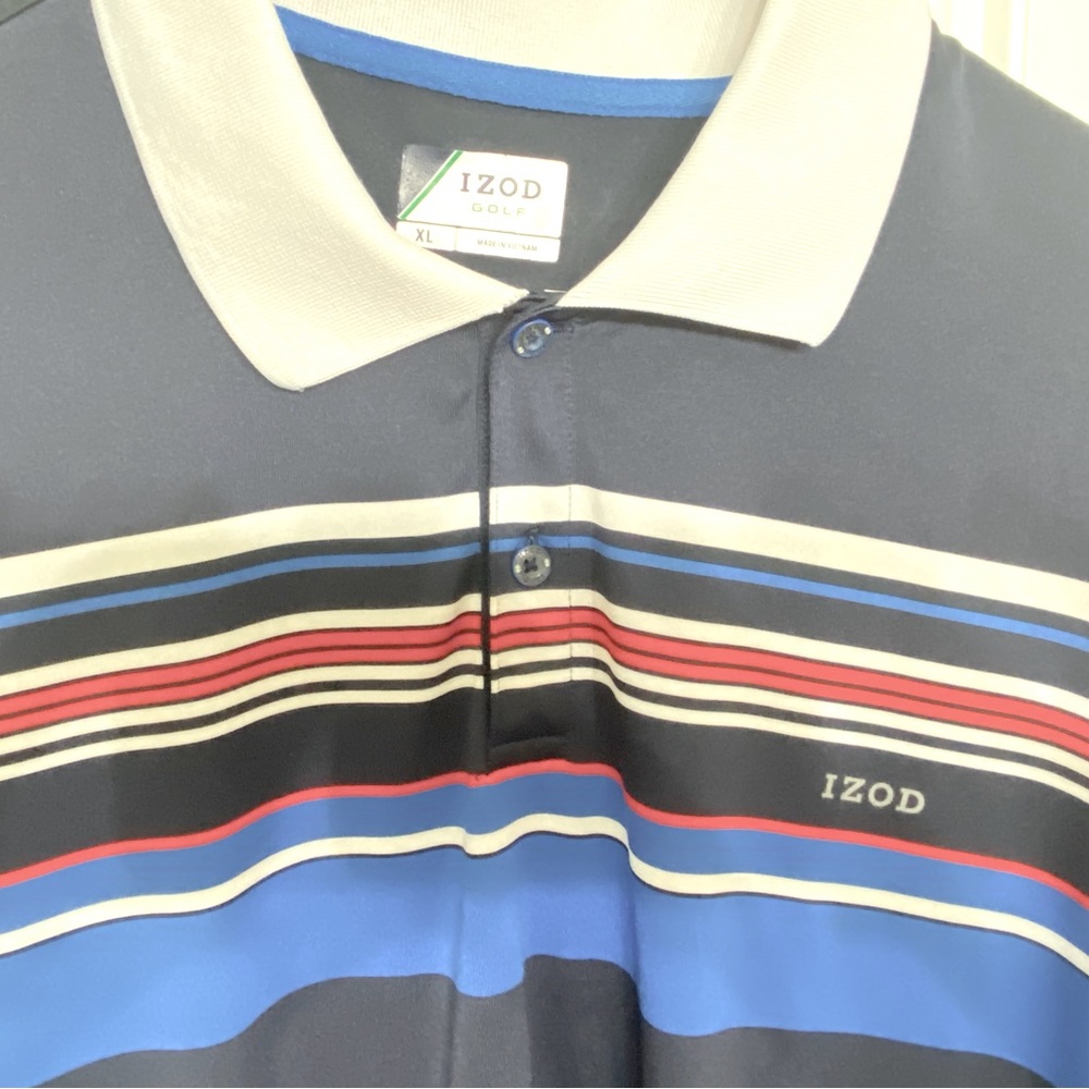 Izod Golf shirt, size XL, great condition.  No stains, tears, picks, discoloring